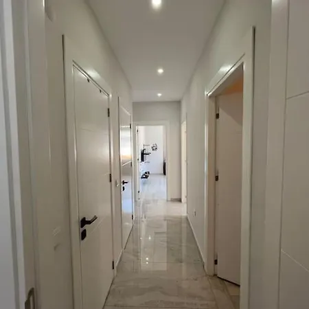 Apartment Premium In Center